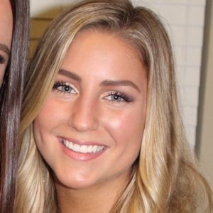 Meet your Posher, Avery